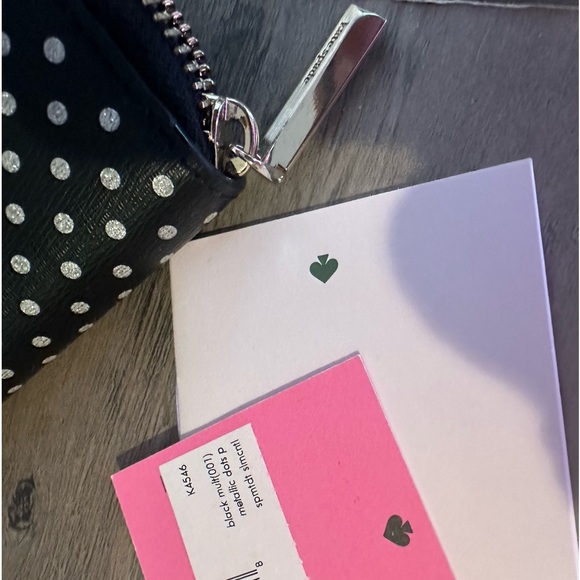 NWT: Kate Spade Zippy Wallet - Picture 4 of 8